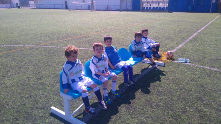 NUEVOS BANQUILLOS