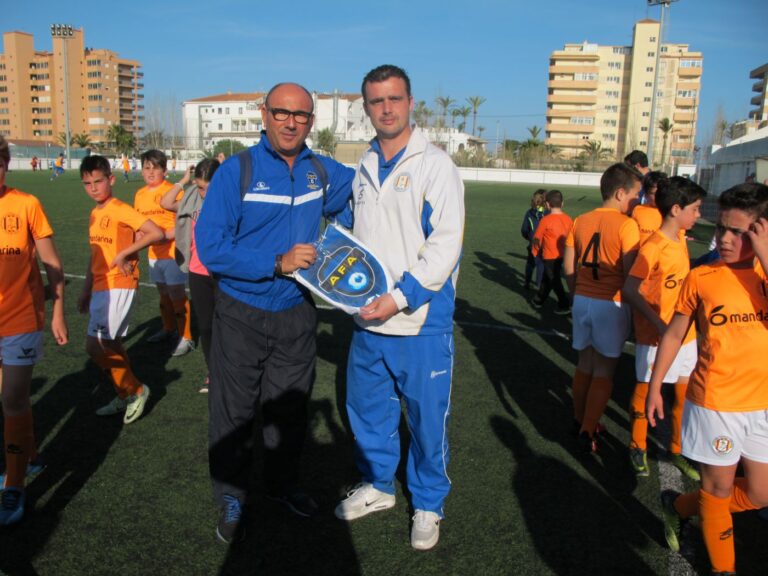 Acto solidario con la Academia de Fútbol de Angola