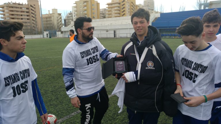 DETALLE DE COMPAÑERISMO DEL EQUIPO CADETE