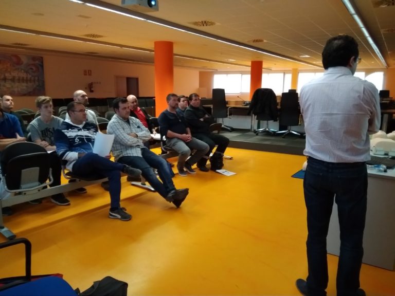 CURSO MANEJO DESFIBRILADORES