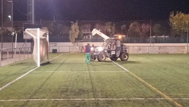 Comienzan las obras del cambio de césped